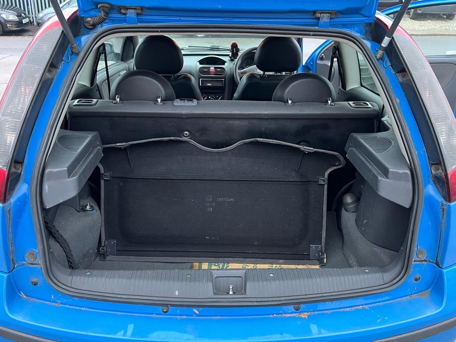 Used Vauxhall Corsa 2004 for sale - 77041039: Photo 17