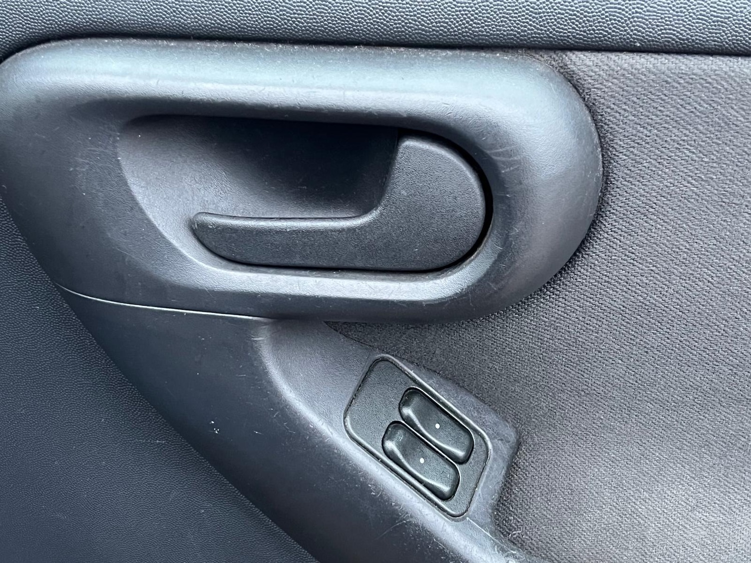 Used Vauxhall Corsa 2004 for sale - 77041039: Photo 19