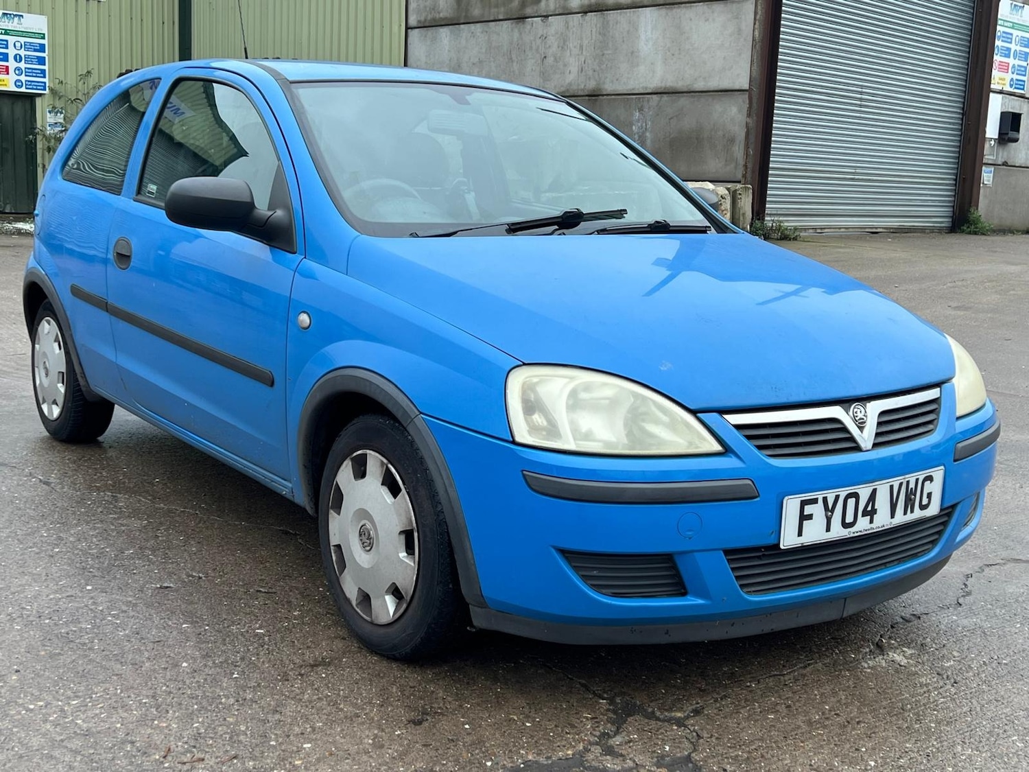 Used Vauxhall Corsa 2004 for sale - 77041039: Photo 6