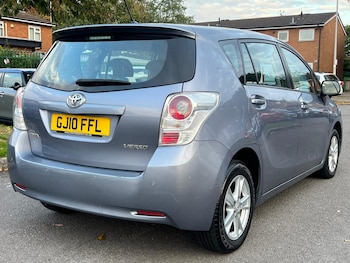 2010 (10) - 1.6 V-matic TR 5dr