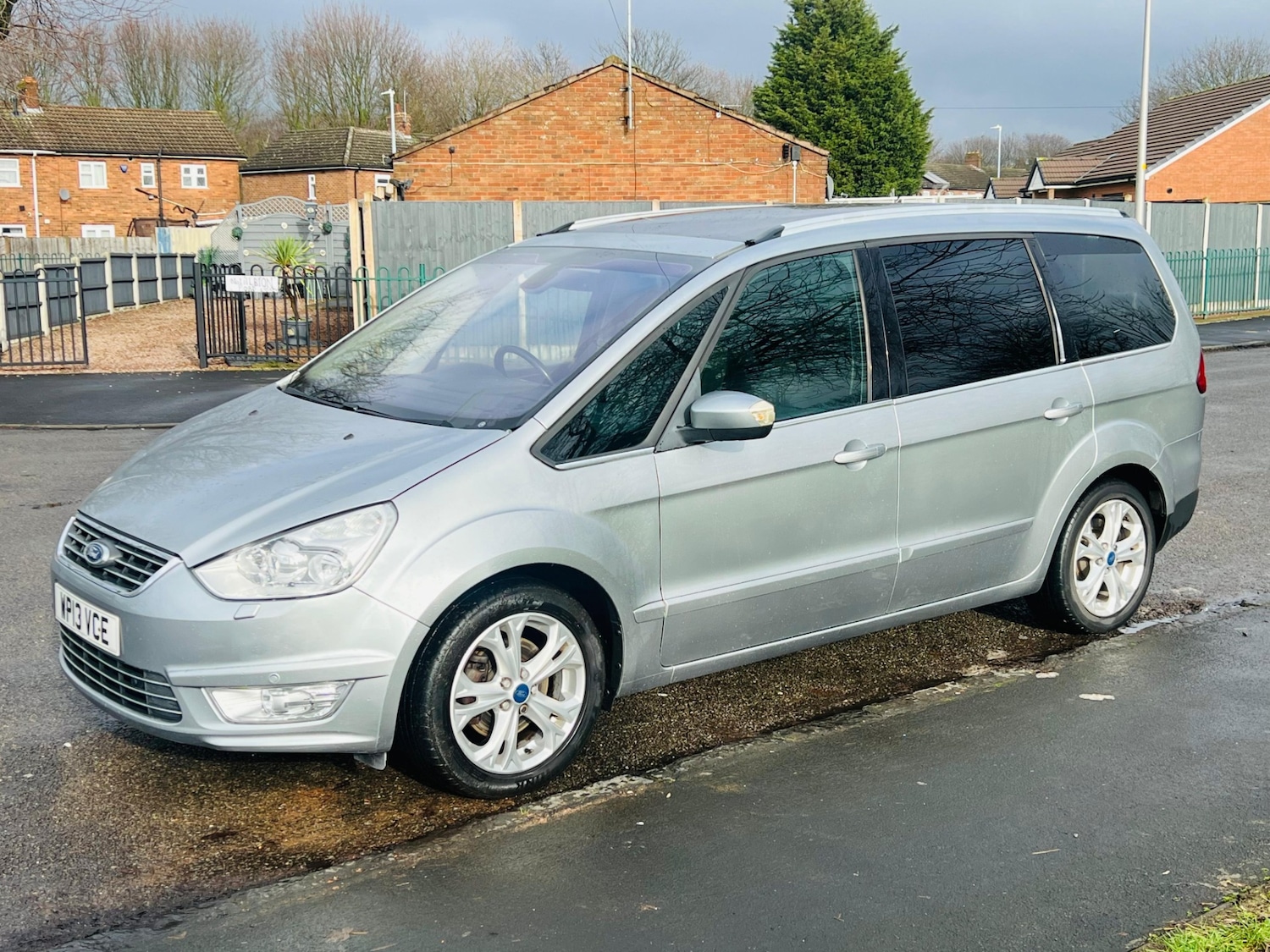 Used Ford Galaxy 2013 for sale - 77332356: Photo 13