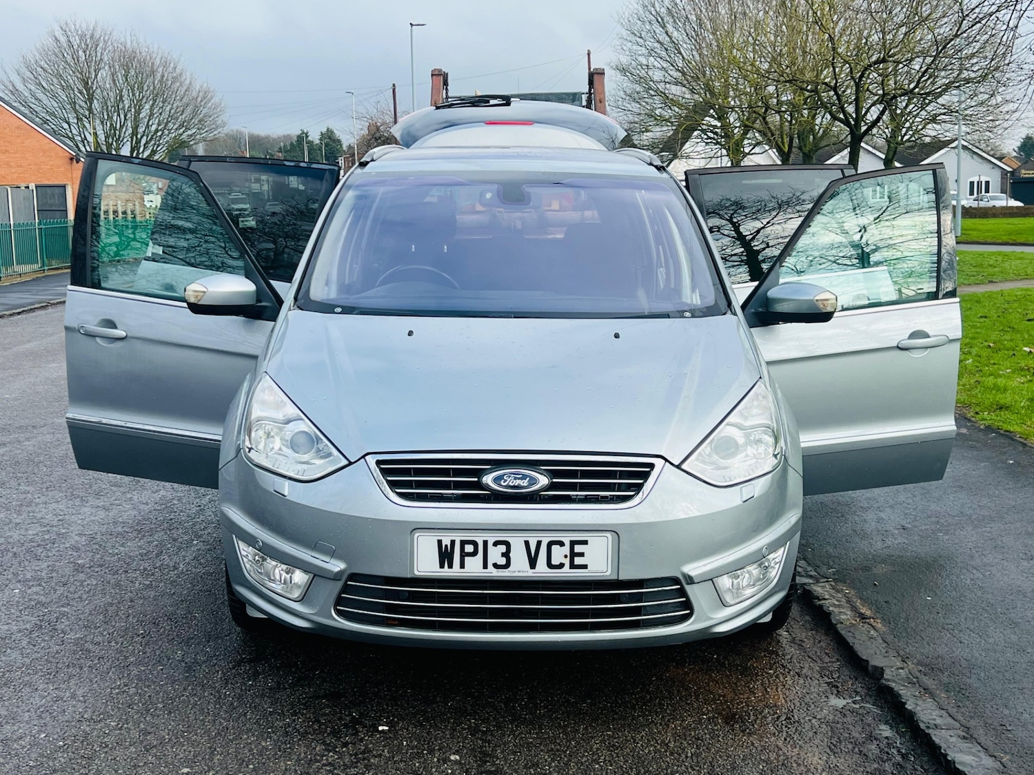 Used Ford Galaxy 2013 for sale - 77332356: Photo 18