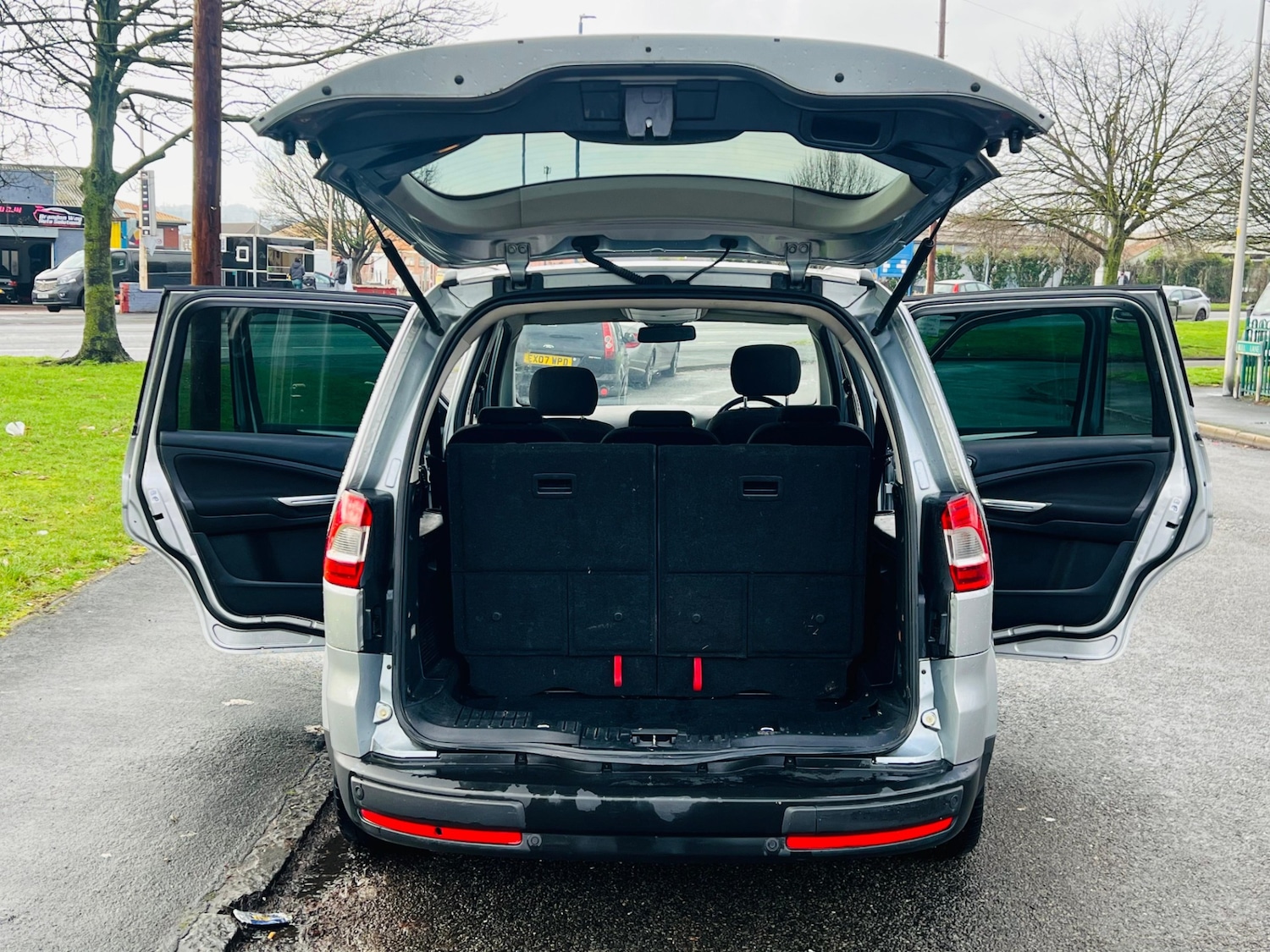 Used Ford Galaxy 2013 for sale - 77332356: Photo 23