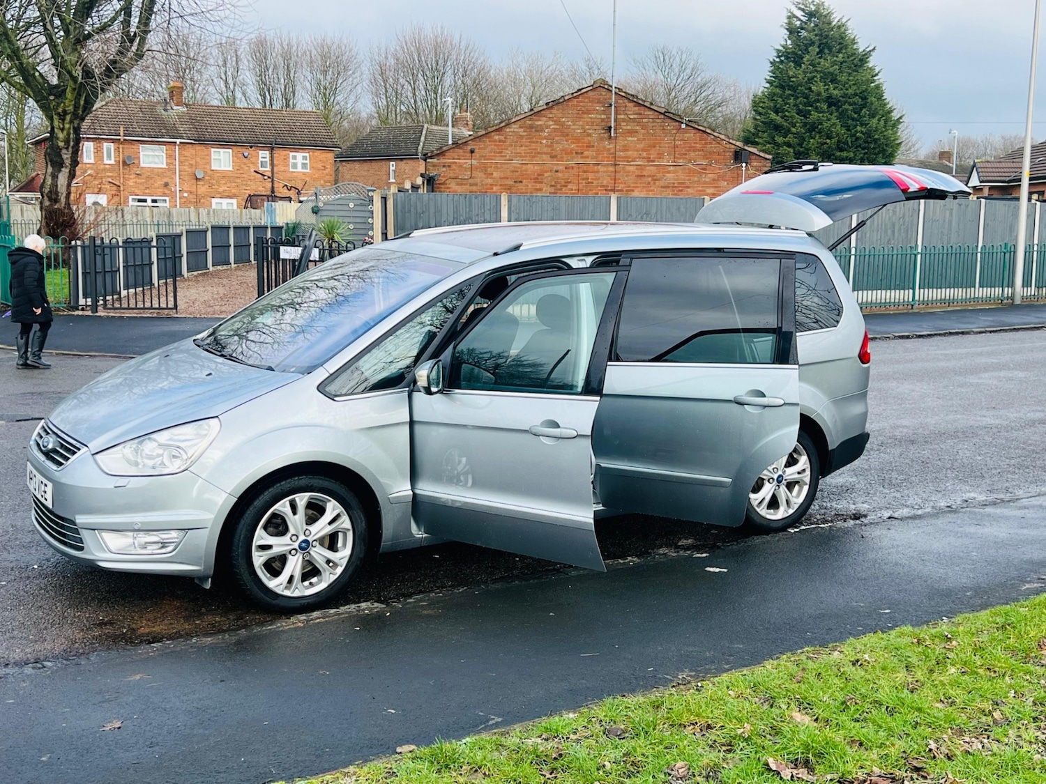 Used Ford Galaxy 2013 for sale - 77332356: Photo 29