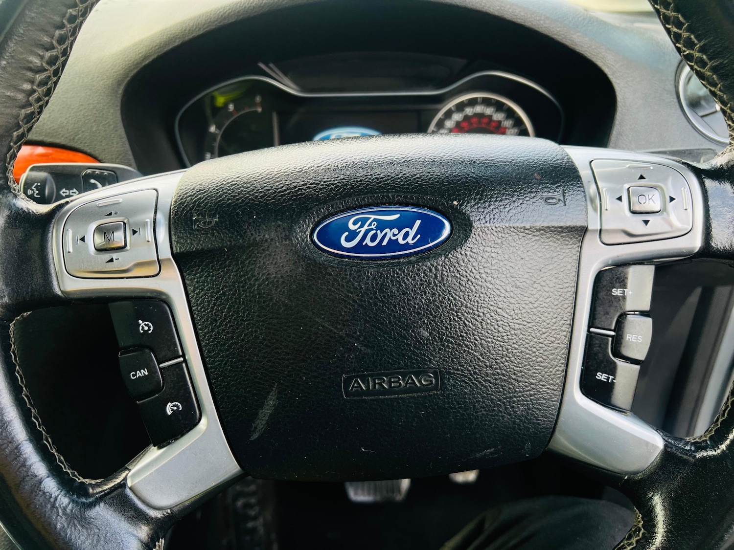 Used Ford Galaxy 2013 for sale - 77332356: Photo 45