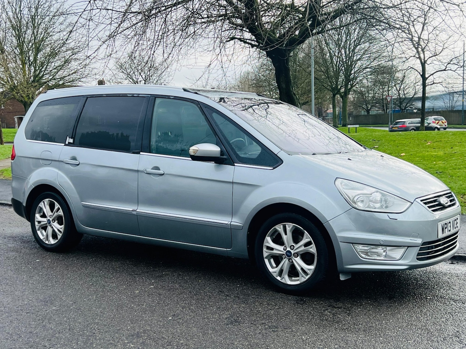 Used Ford Galaxy 2013 for sale - 77332356: Photo 5