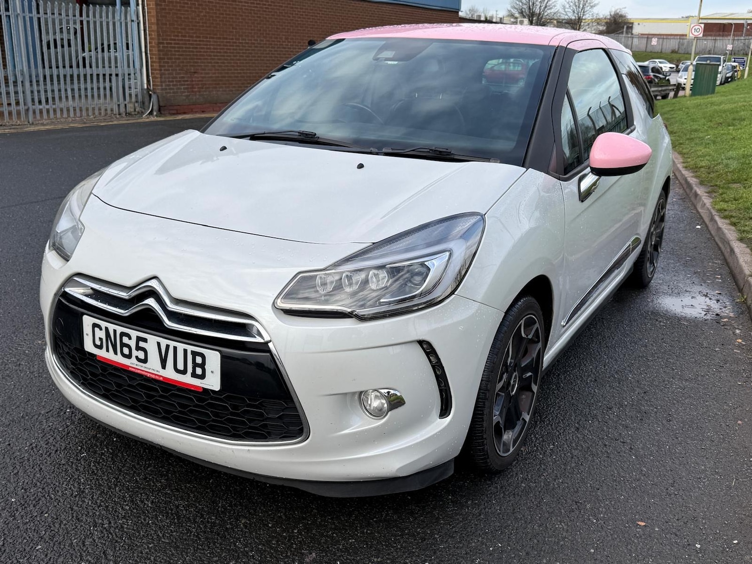 Used Citroen DS3 2015 for sale - 76772281: Photo 2