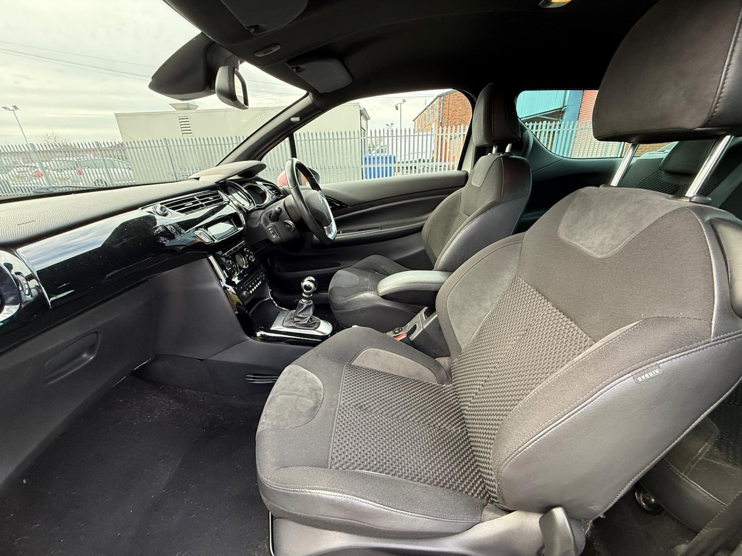 Used Citroen DS3 2015 for sale - 76772281: Photo 27