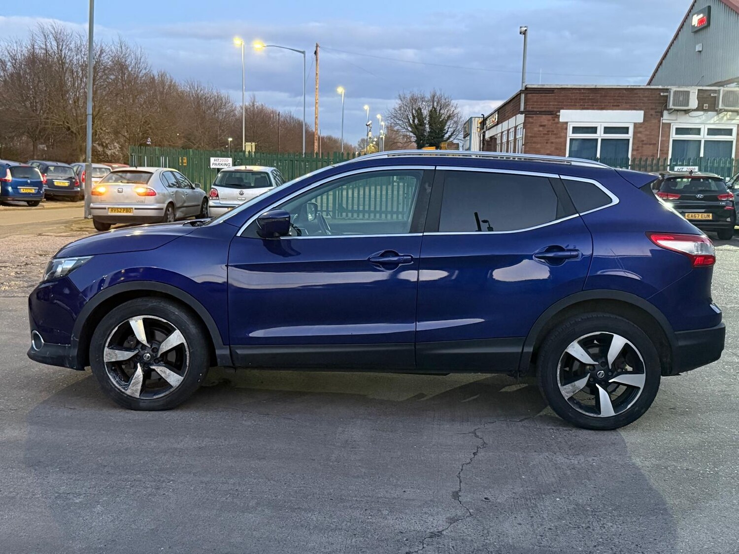 Used Nissan Qashqai 2016 for sale - 77587916: Photo 9