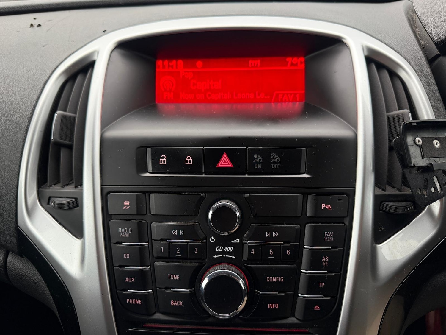 Used Vauxhall Astra 2011 for sale - 77060552: Photo 25