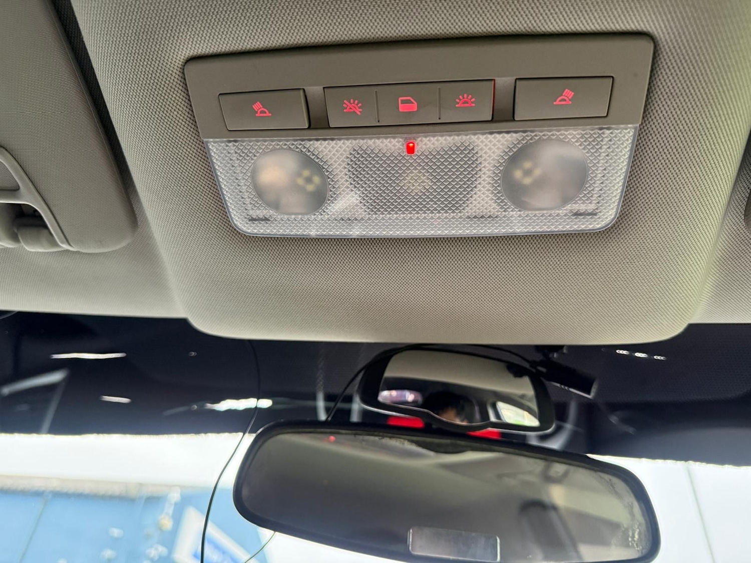 Used Vauxhall Astra 2011 for sale - 77060552: Photo 29