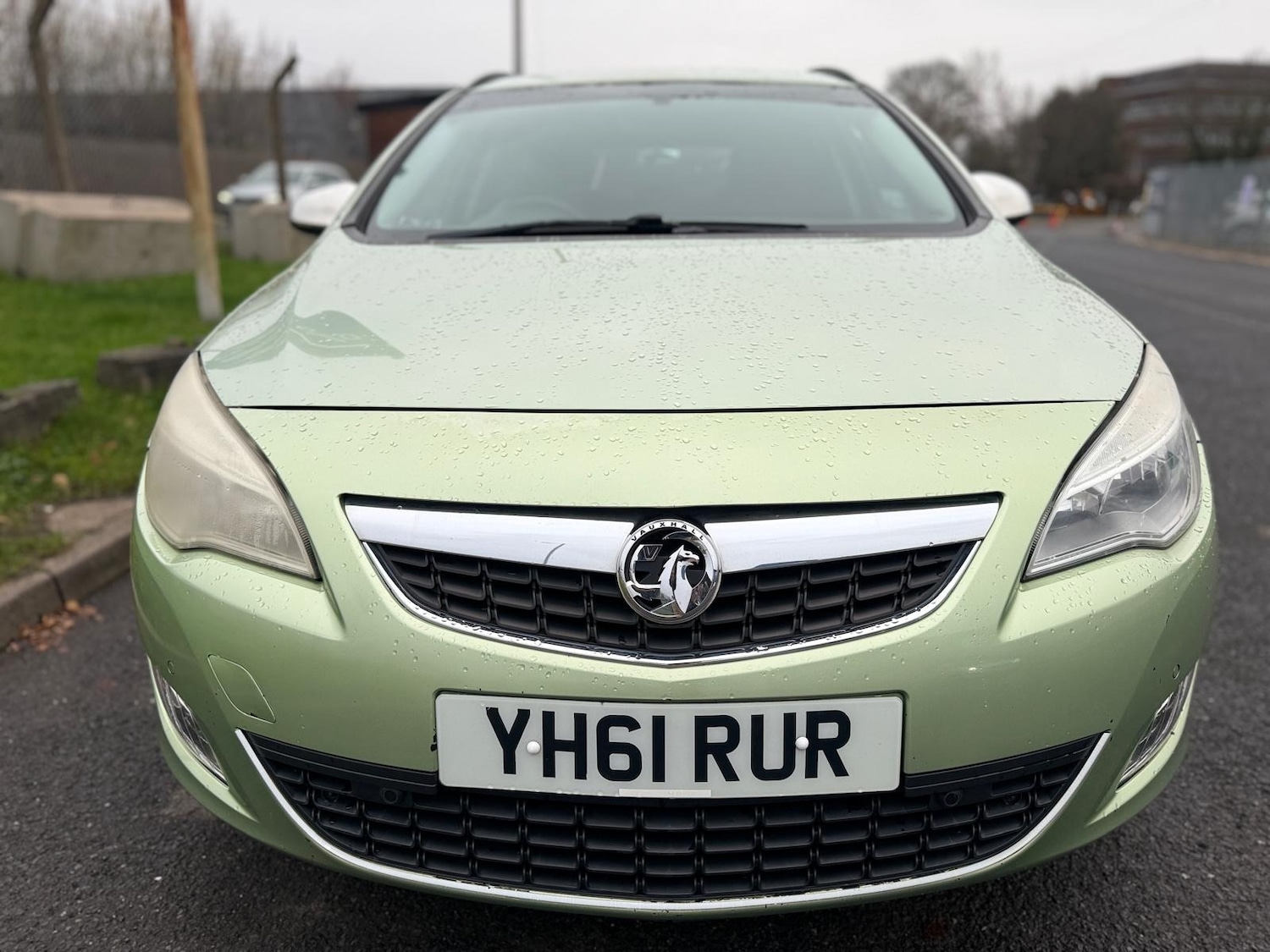 Used Vauxhall Astra 2011 for sale - 77060552: Photo 6