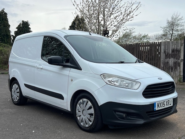 Used Ford Transit Courier 2015 for sale - 76176117: Photo 4