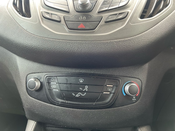 Used Ford Transit Courier 2015 for sale - 76176117: Photo 5