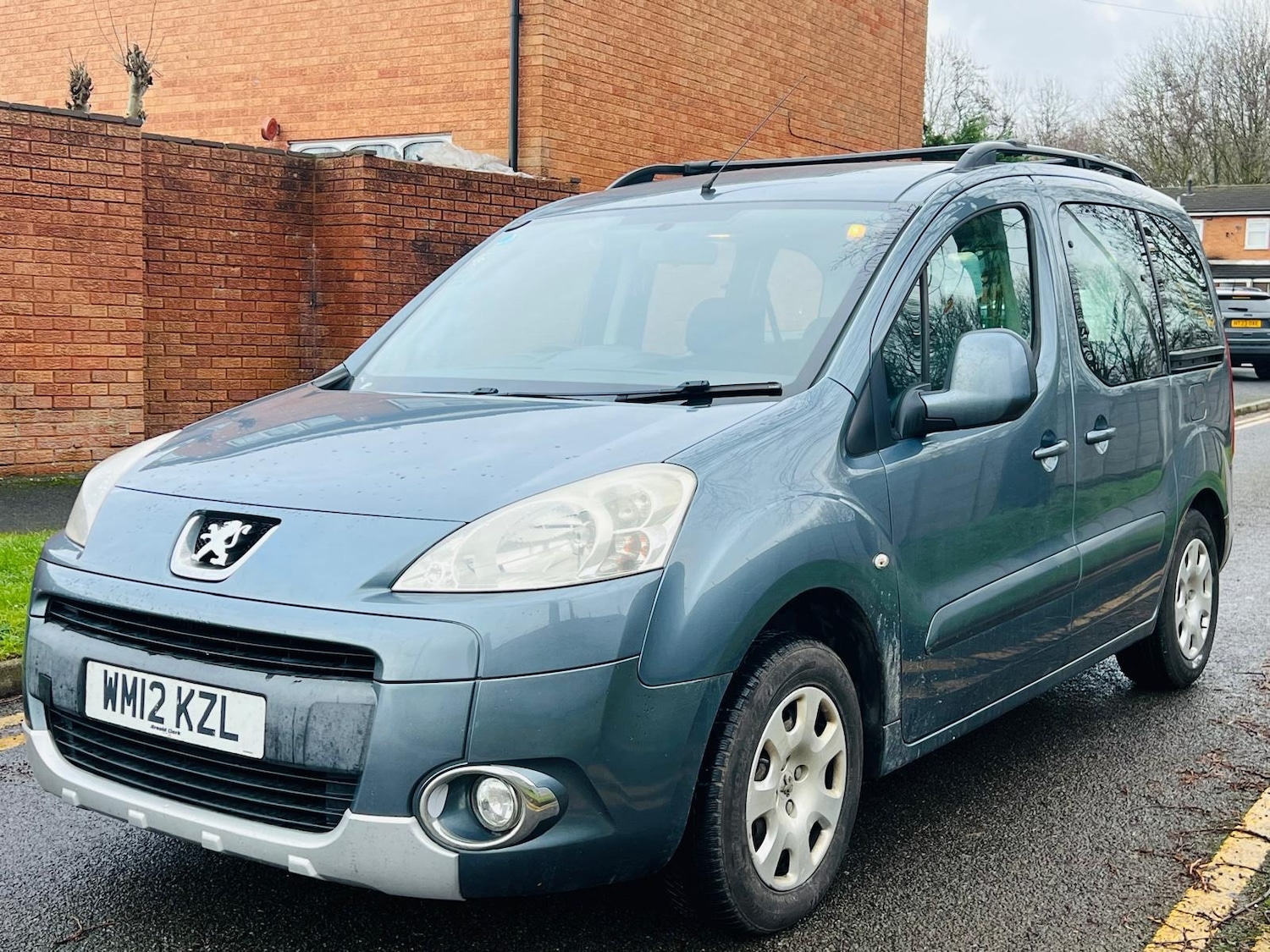 Used Peugeot Partner Tepee 2012 for sale - 77332192: Photo 11