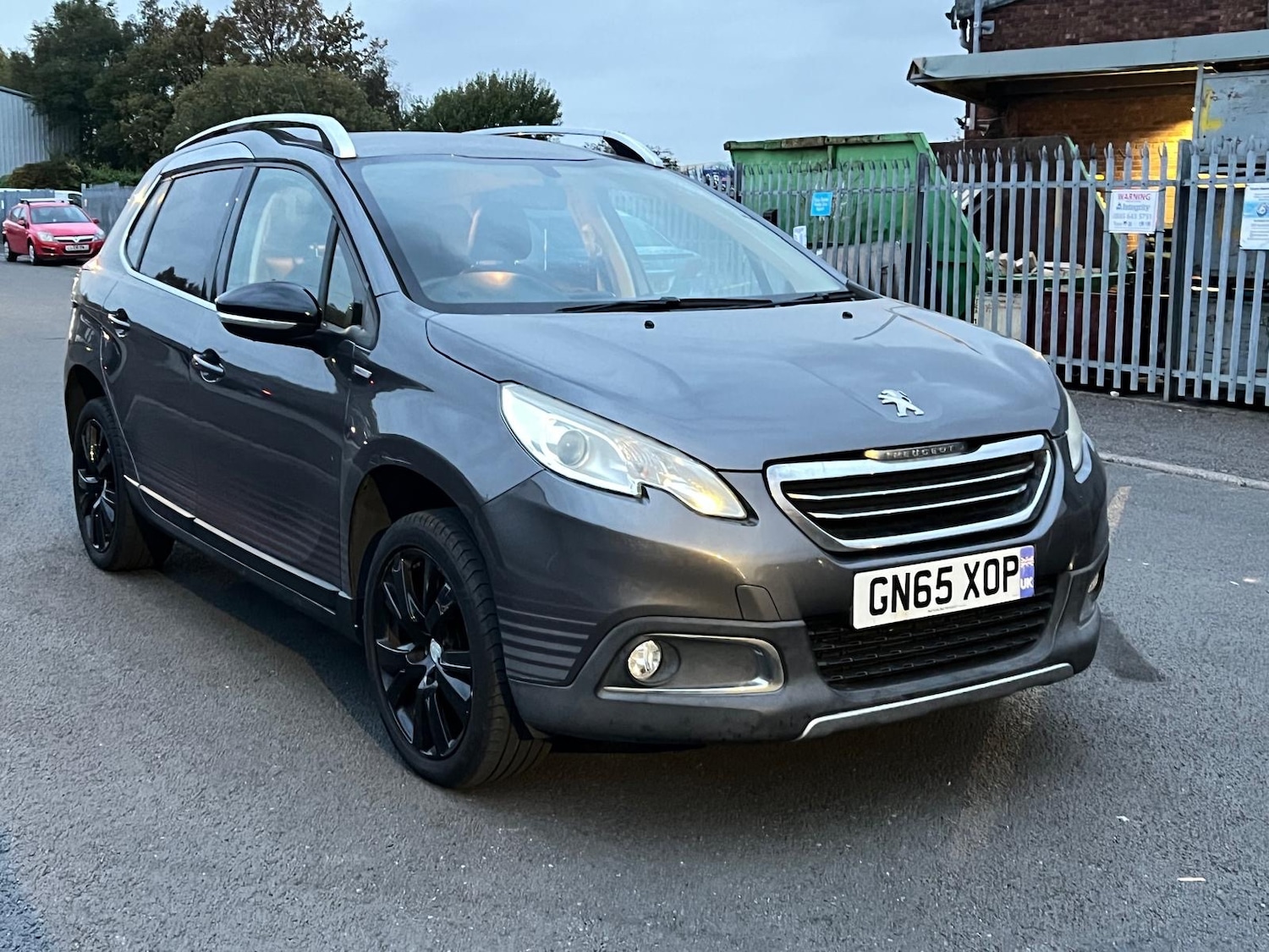 Used Peugeot 2008 2015 for sale - 76176102: Photo 29