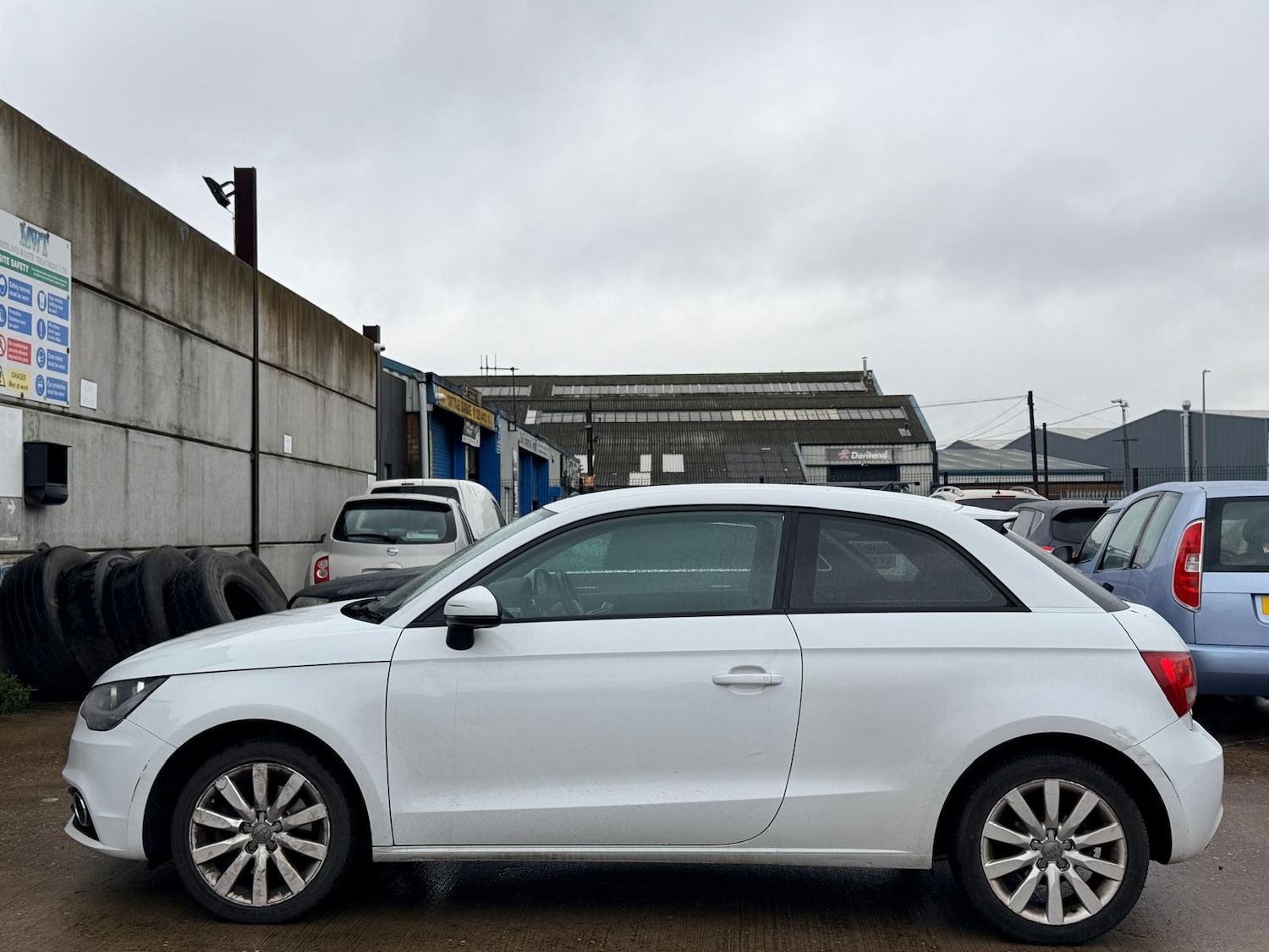 Used Audi A1 2012 for sale - 77511983: Photo 3