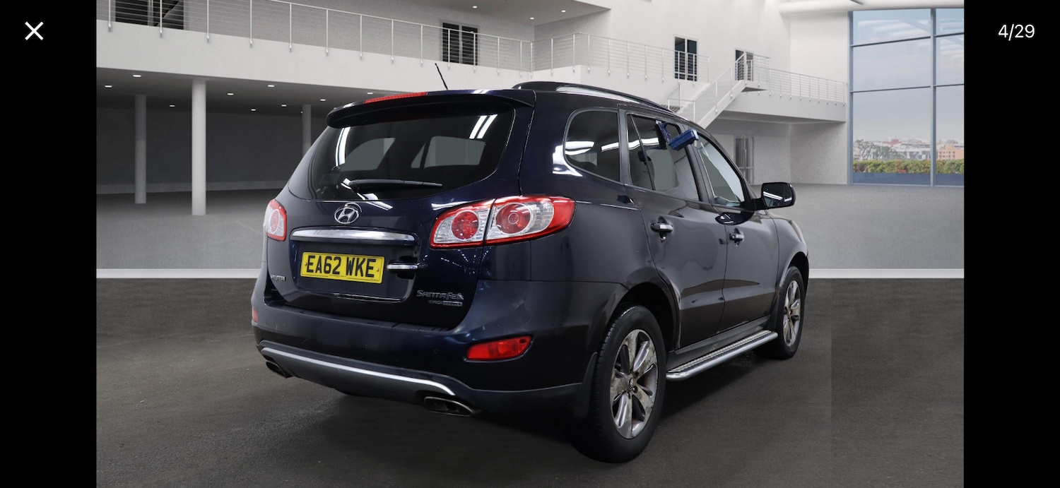 Used Hyundai Santa Fe 2012 for sale - 76592975: Photo 4