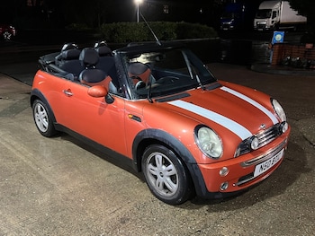 Used MINI Convertible 2005 for sale - 77698505: Photo