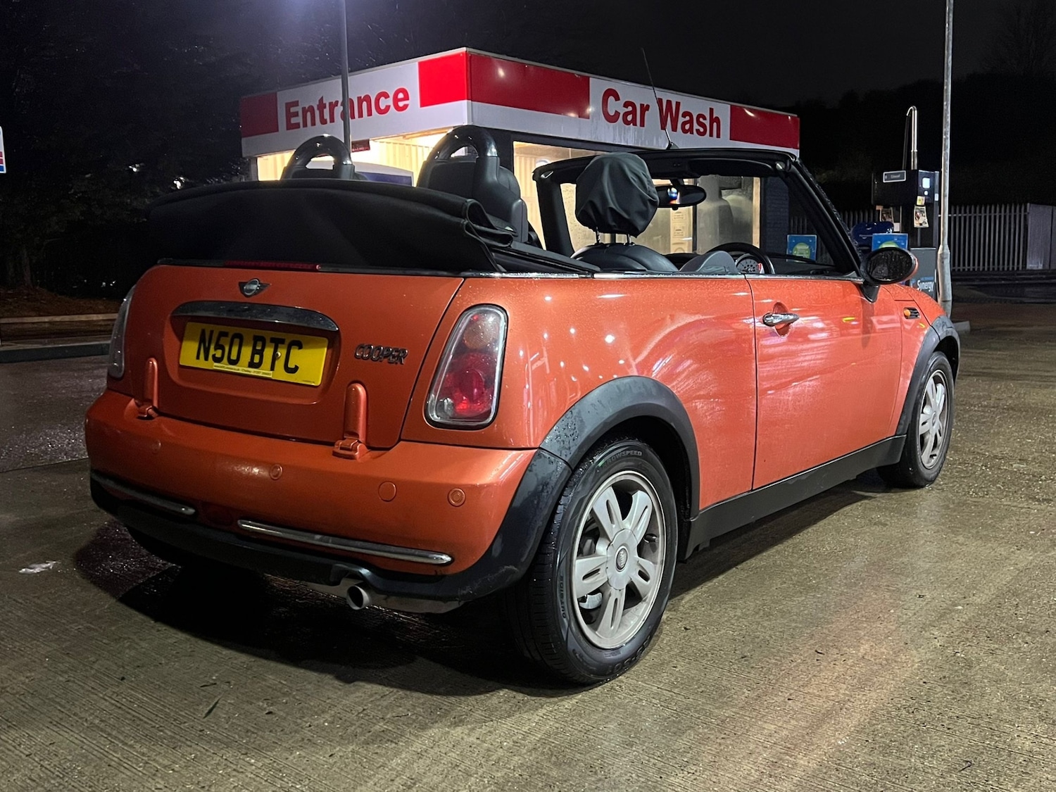 Used MINI Convertible 2005 for sale - 77698505: Photo 4