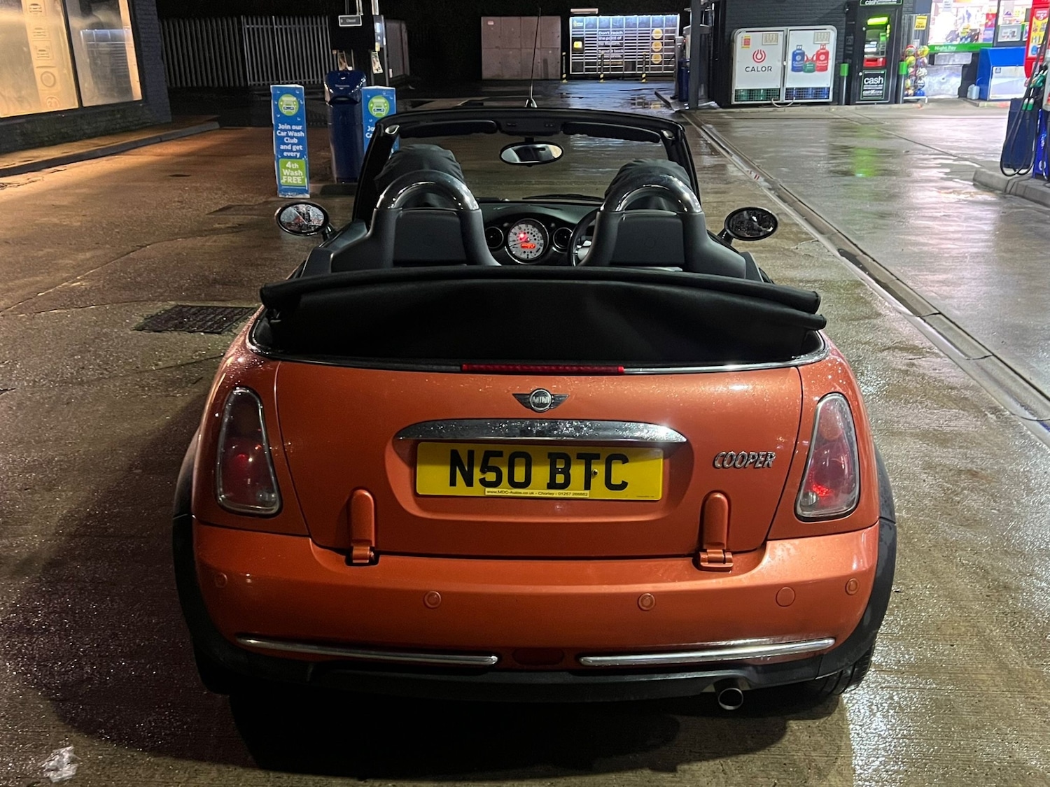 Used MINI Convertible 2005 for sale - 77698505: Photo 5