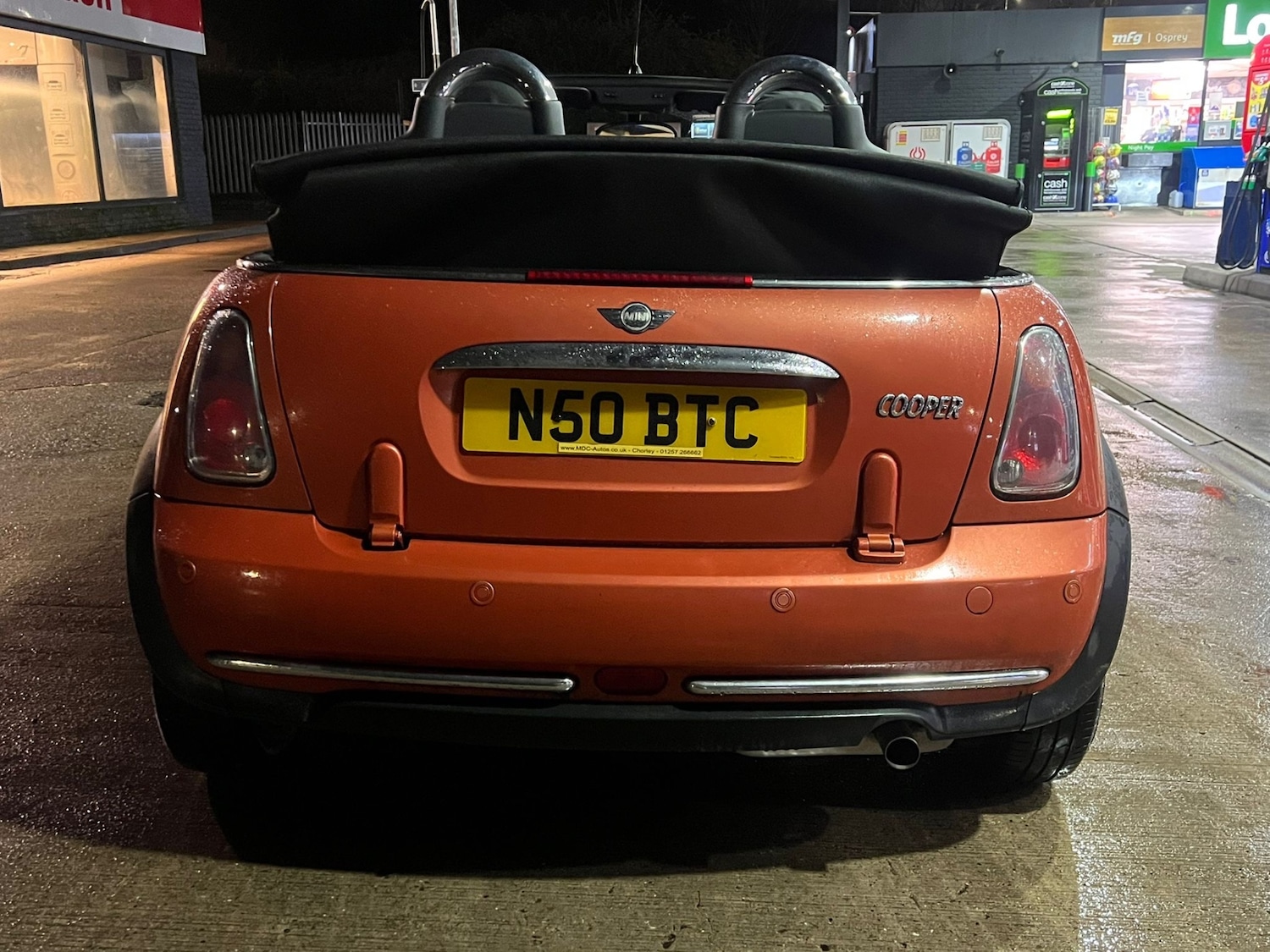 Used MINI Convertible 2005 for sale - 77698505: Photo 6