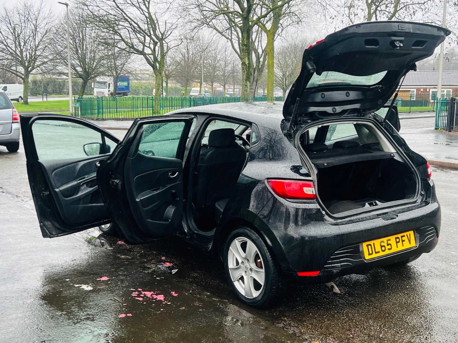 Used Renault Clio 2015 for sale - 77532153: Photo 10