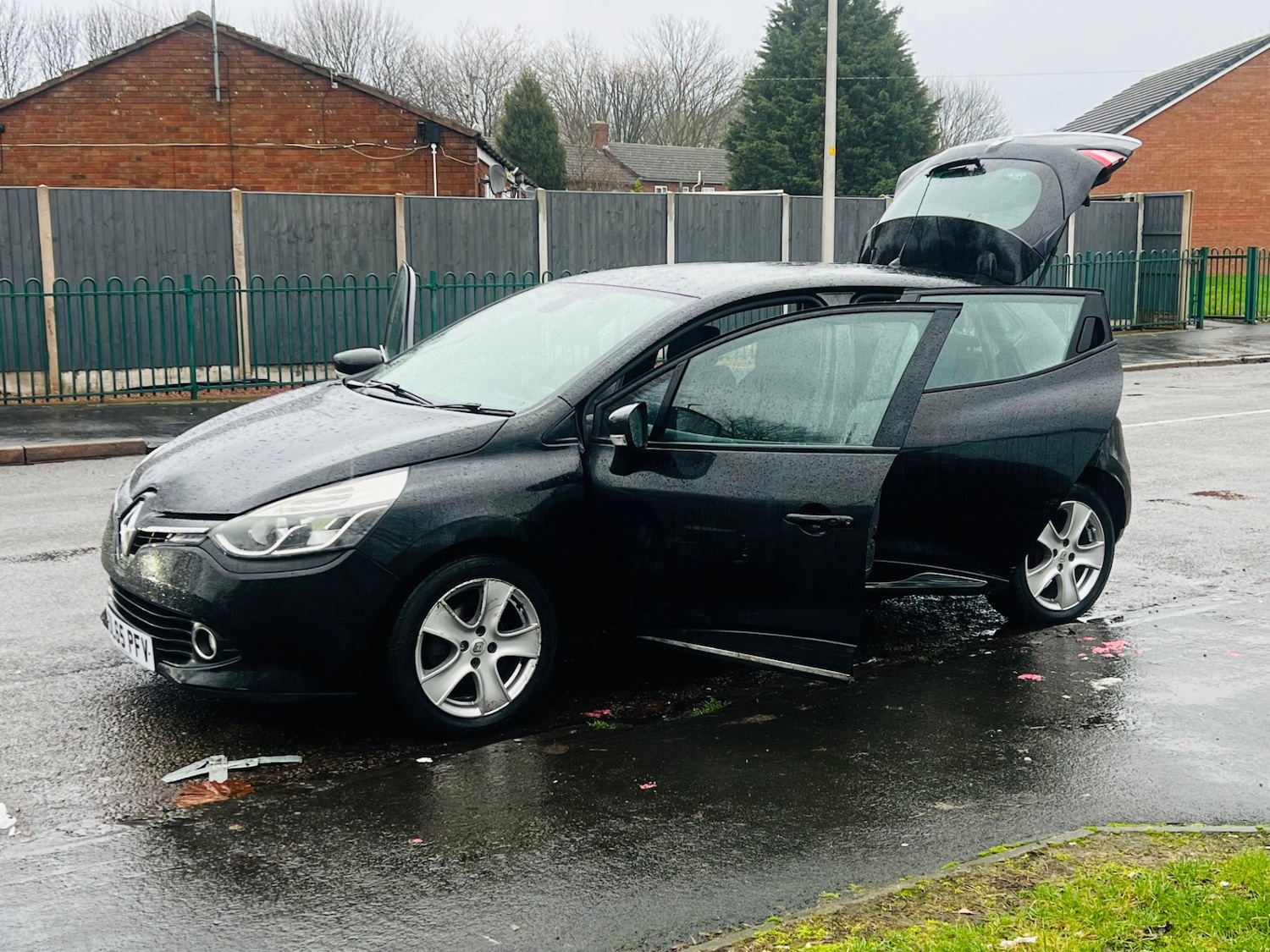 Used Renault Clio 2015 for sale - 77532153: Photo 13