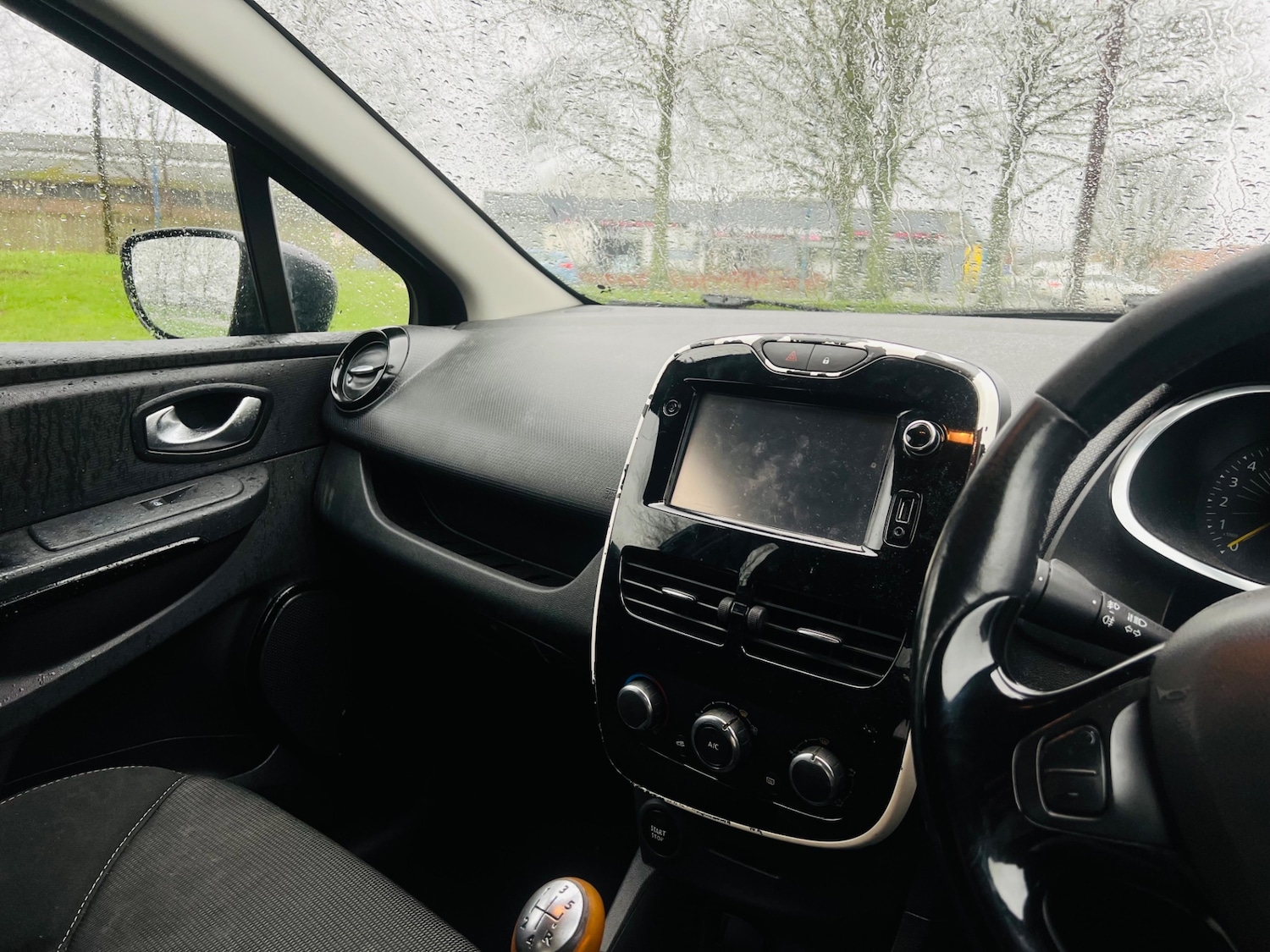 Used Renault Clio 2015 for sale - 77532153: Photo 20