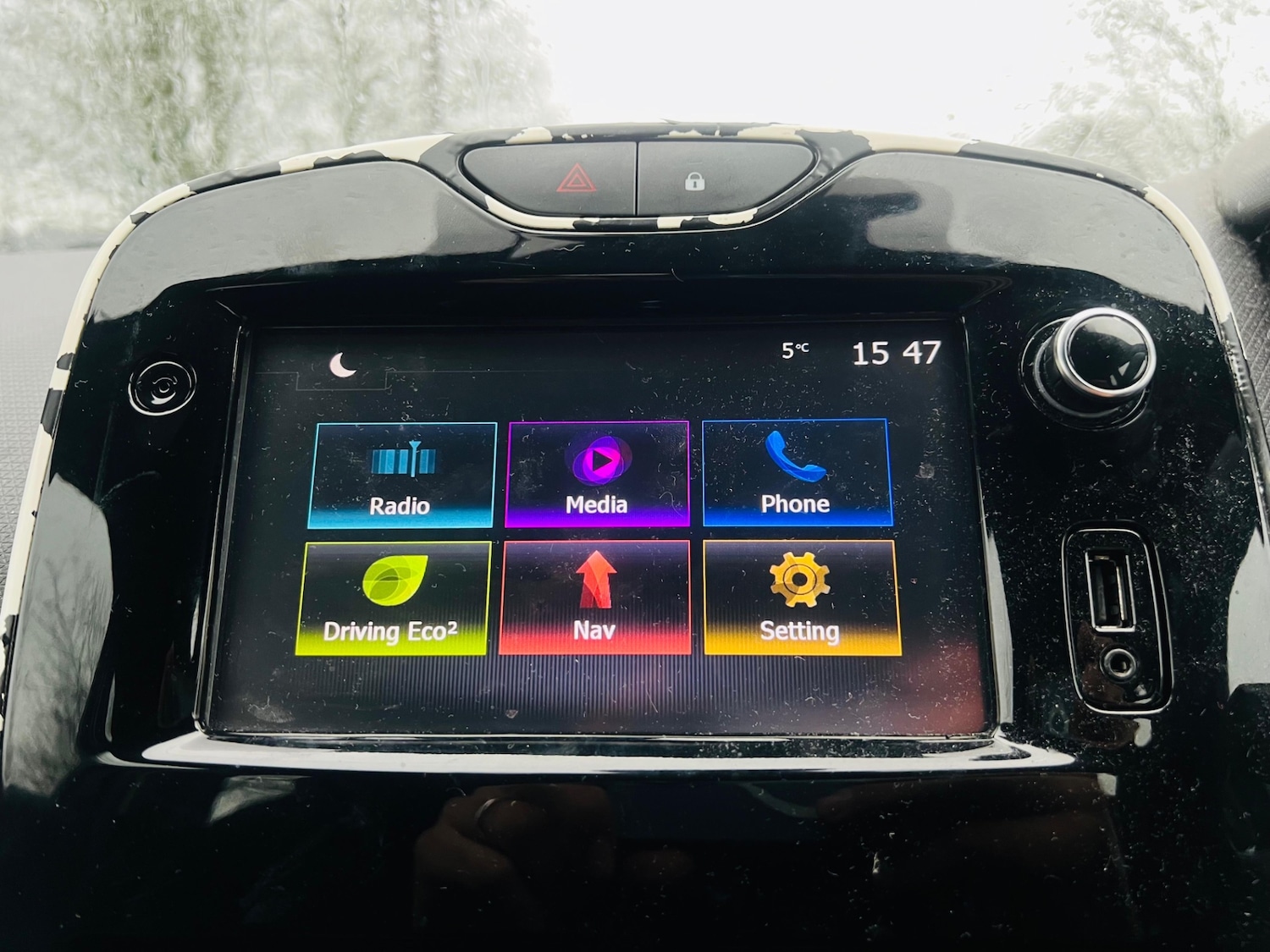 Used Renault Clio 2015 for sale - 77532153: Photo 26