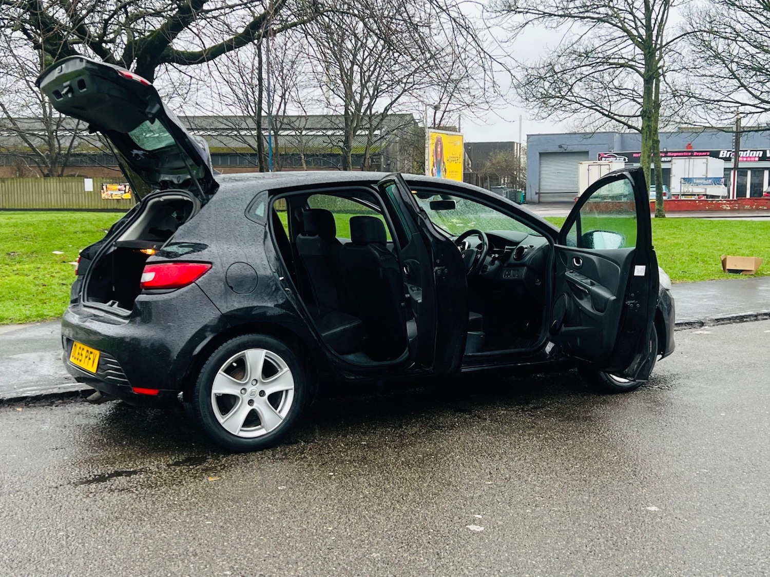 Used Renault Clio 2015 for sale - 77532153: Photo 5