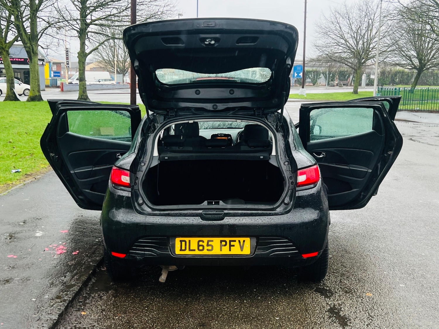 Used Renault Clio 2015 for sale - 77532153: Photo 8