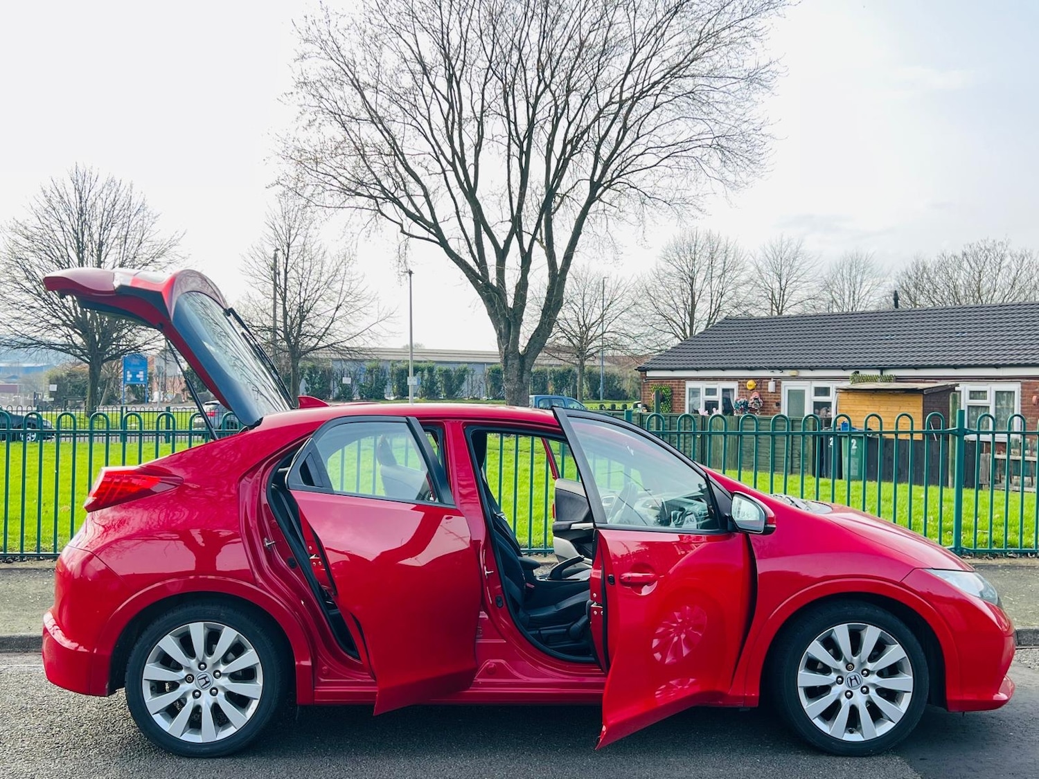 Used Honda Civic 2013 for sale - 77769801: Photo 12