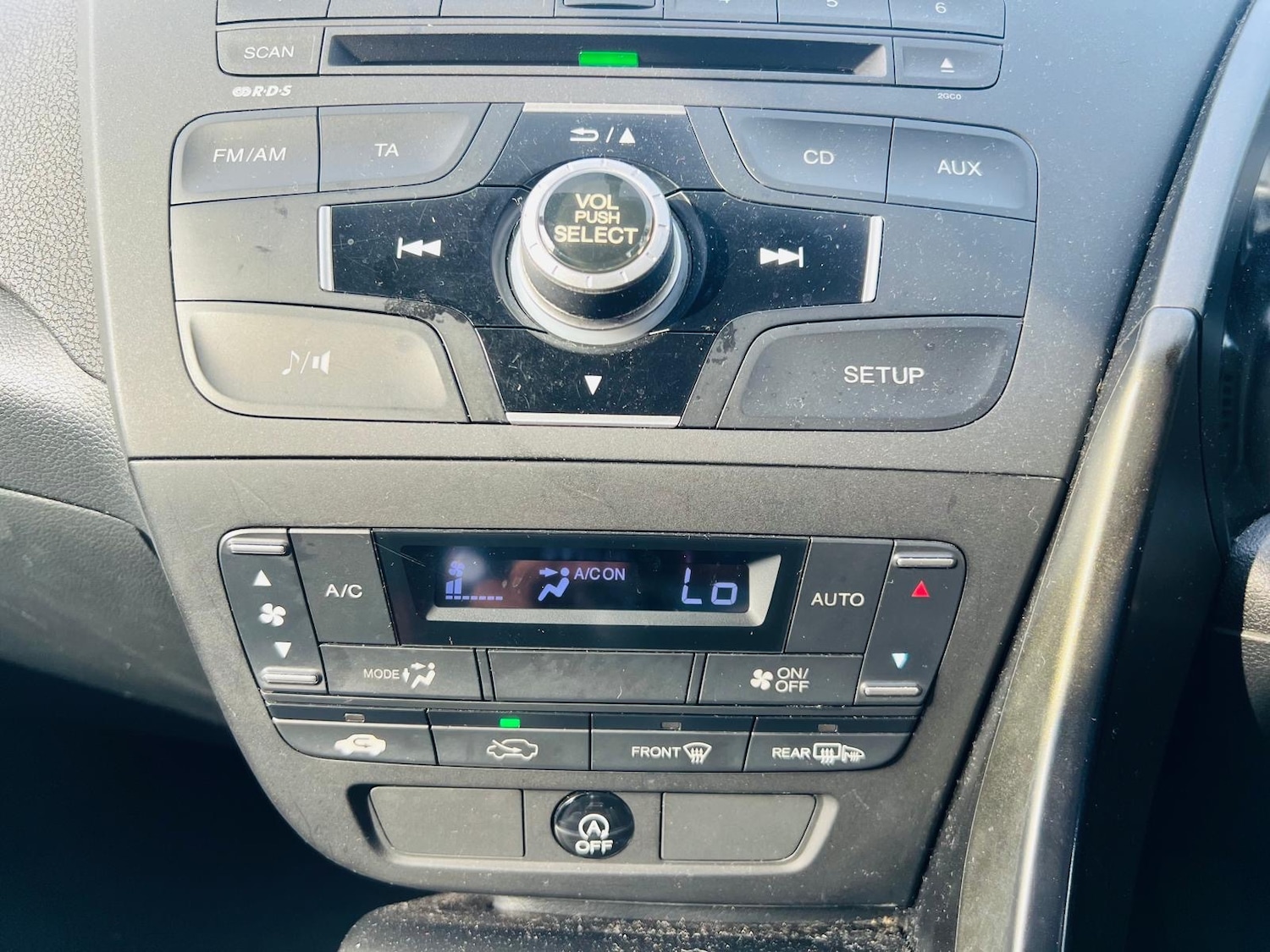 Used Honda Civic 2013 for sale - 77769801: Photo 30