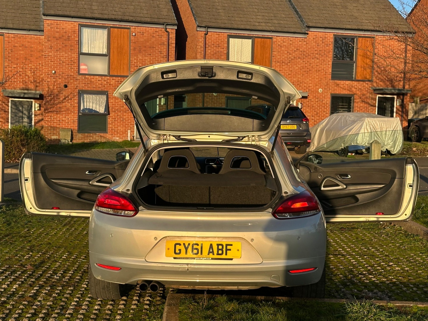 Used Volkswagen Scirocco 2011 for sale - 77067514: Photo 17