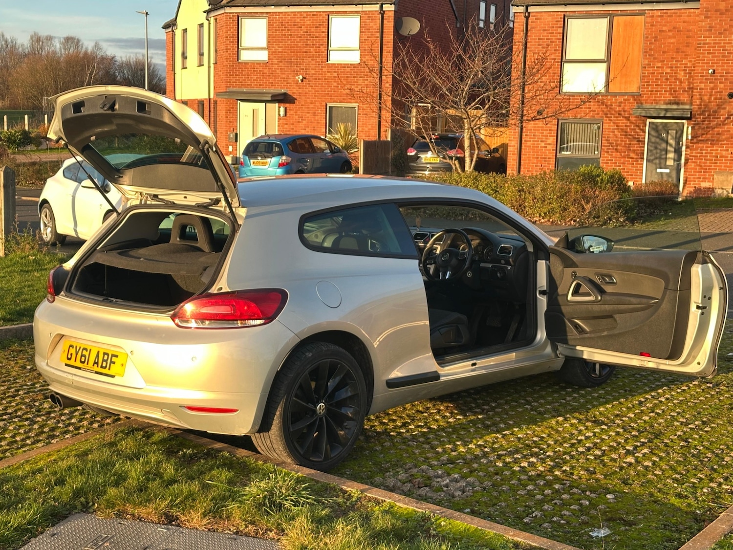 Used Volkswagen Scirocco 2011 for sale - 77067514: Photo 23