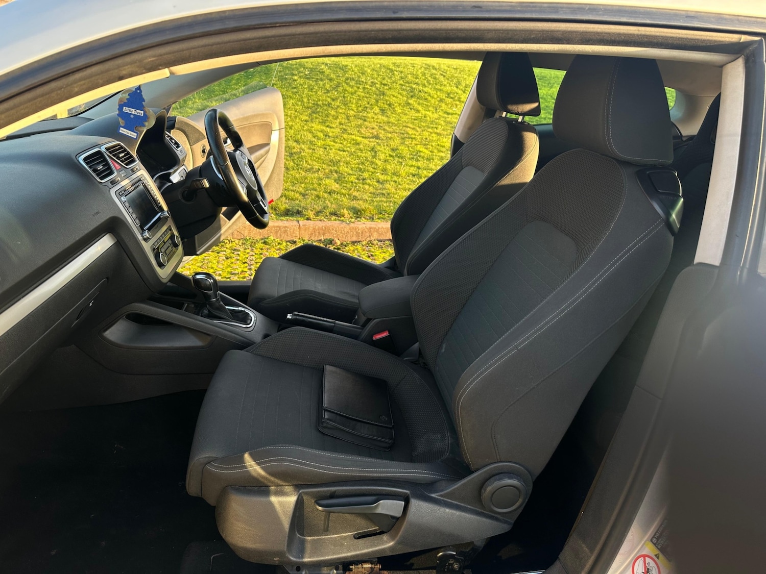 Used Volkswagen Scirocco 2011 for sale - 77067514: Photo 29