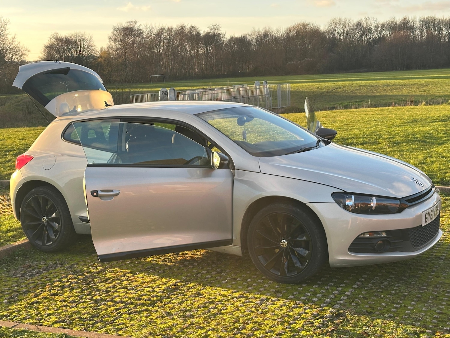 Used Volkswagen Scirocco 2011 for sale - 77067514: Photo 34