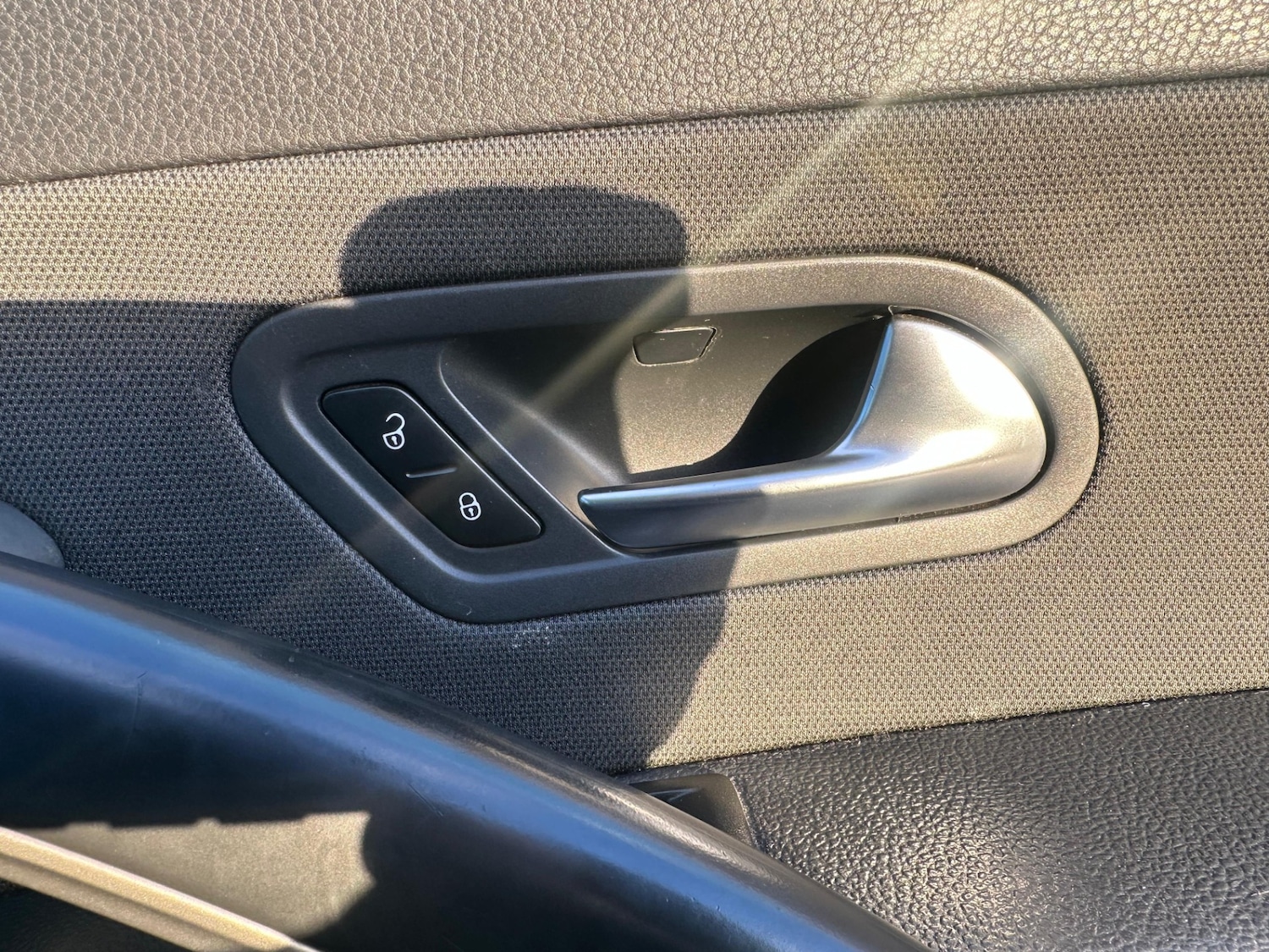 Used Volkswagen Scirocco 2011 for sale - 77067514: Photo 37