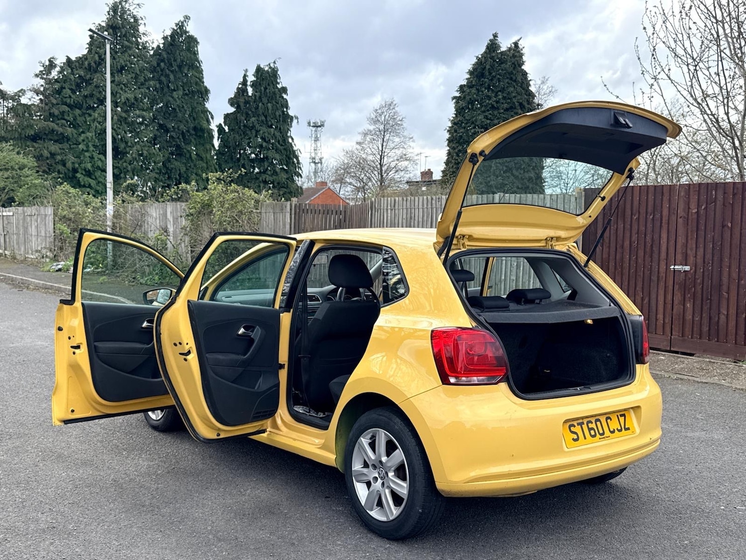 Used Volkswagen Polo 2010 for sale - 78133868: Photo 10