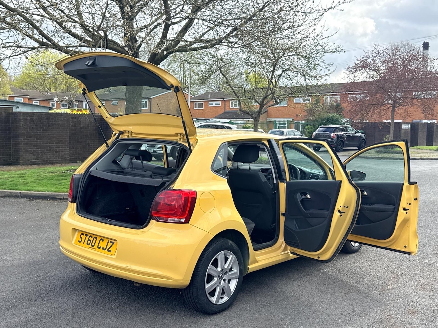 Used Volkswagen Polo 2010 for sale - 78133868: Photo 12