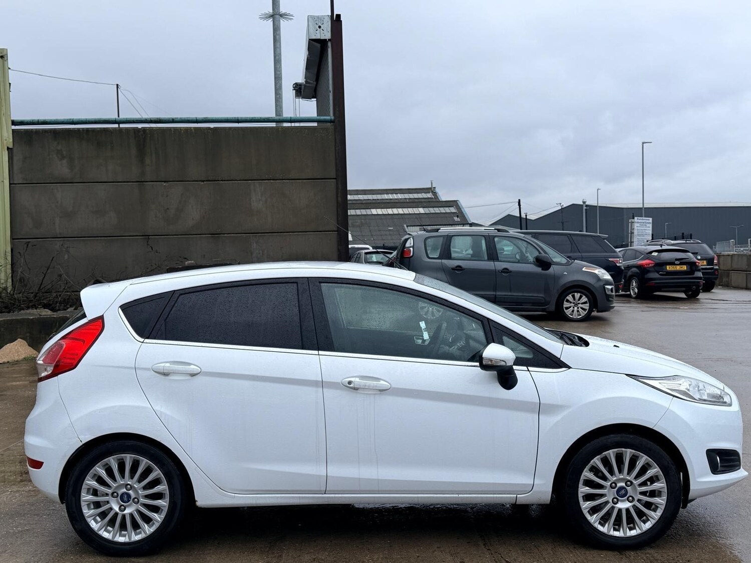 Used Ford Fiesta 2013 for sale - 77457245: Photo 10
