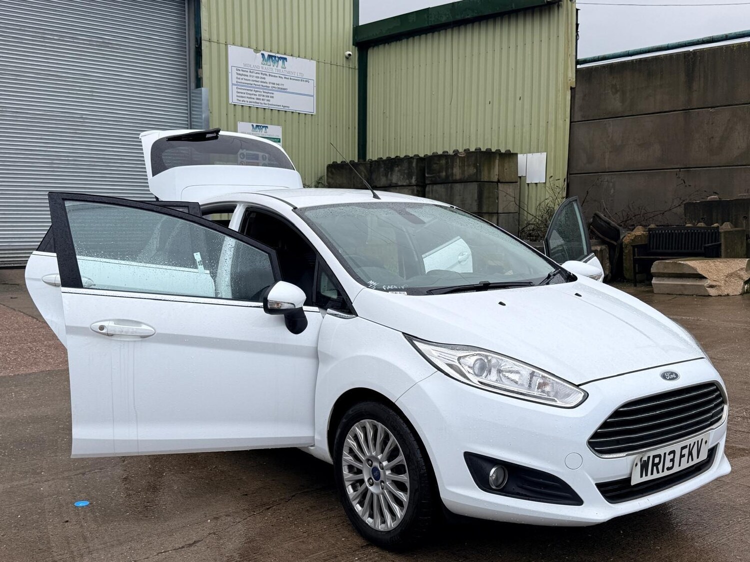 Used Ford Fiesta 2013 for sale - 77457245: Photo 17