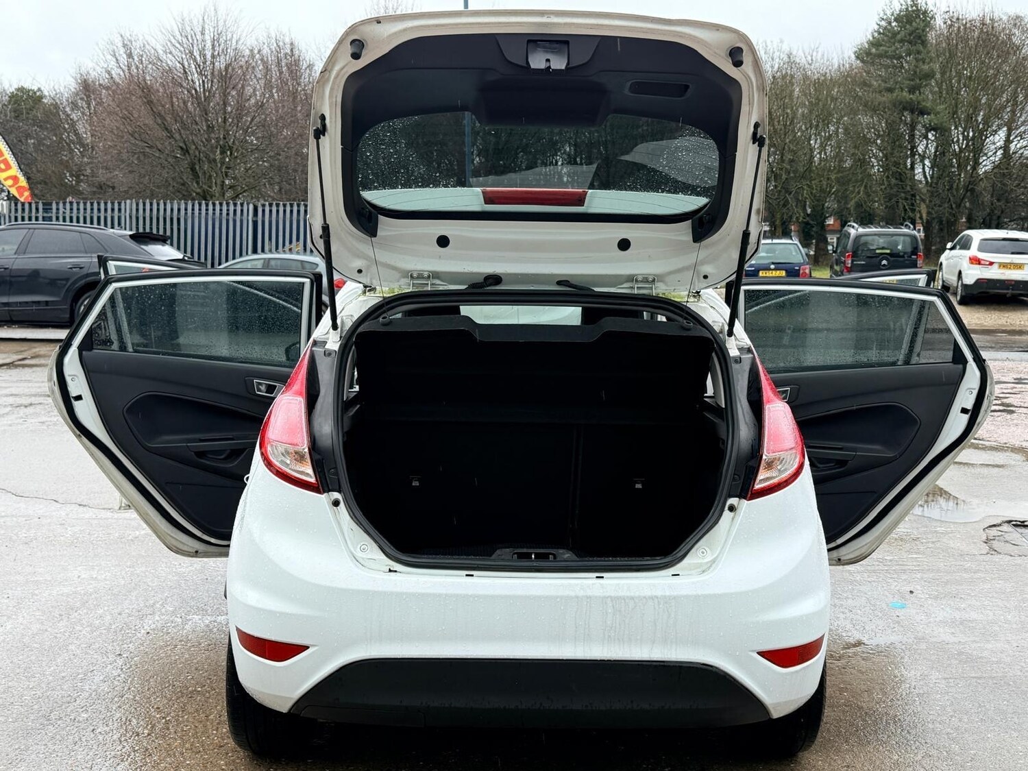 Used Ford Fiesta 2013 for sale - 77457245: Photo 26