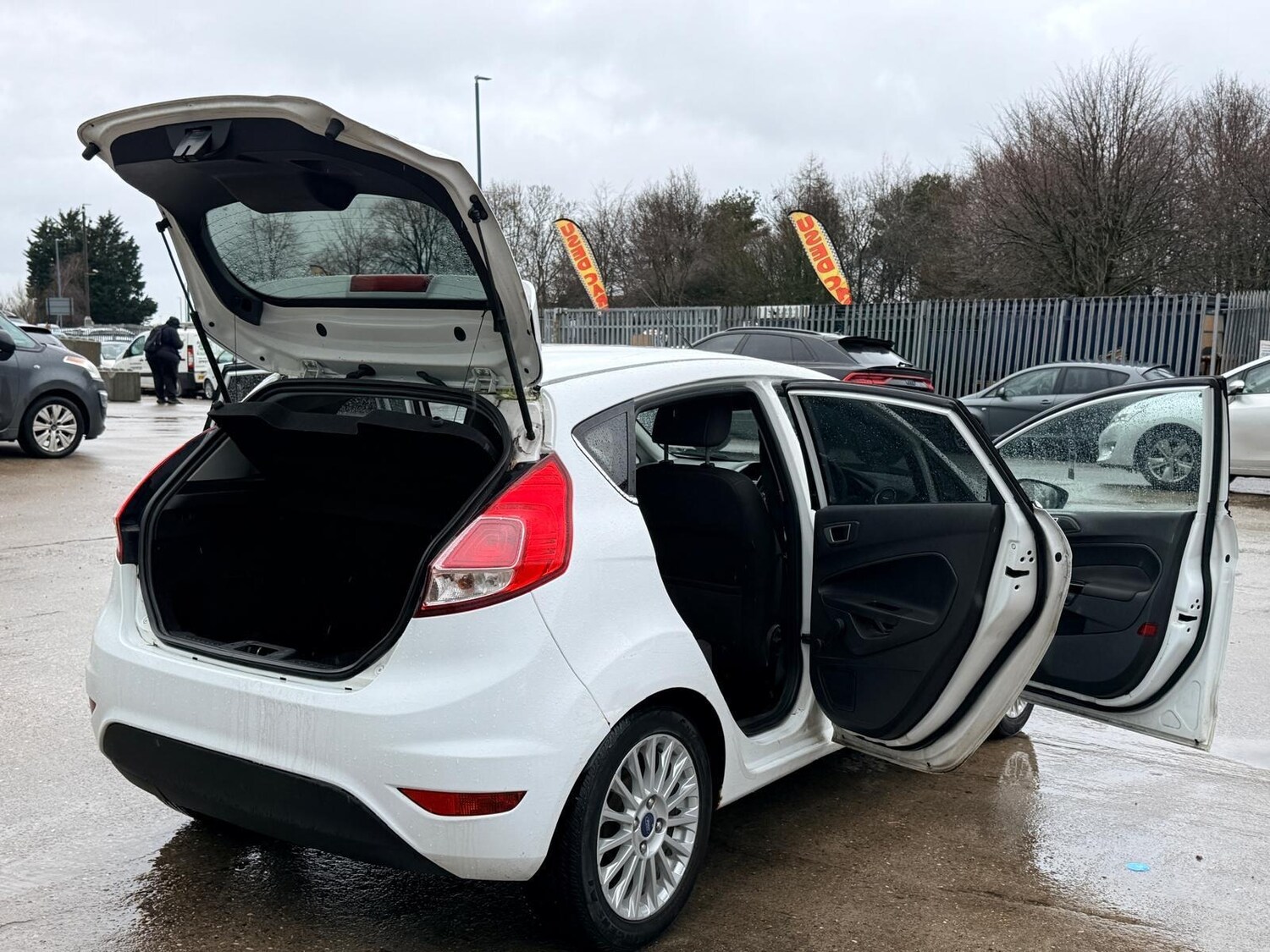 Used Ford Fiesta 2013 for sale - 77457245: Photo 27