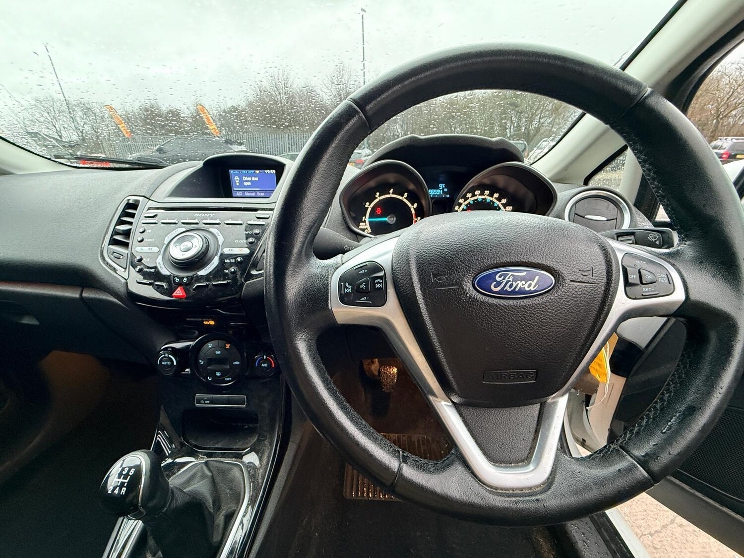 Used Ford Fiesta 2013 for sale - 77457245: Photo 30