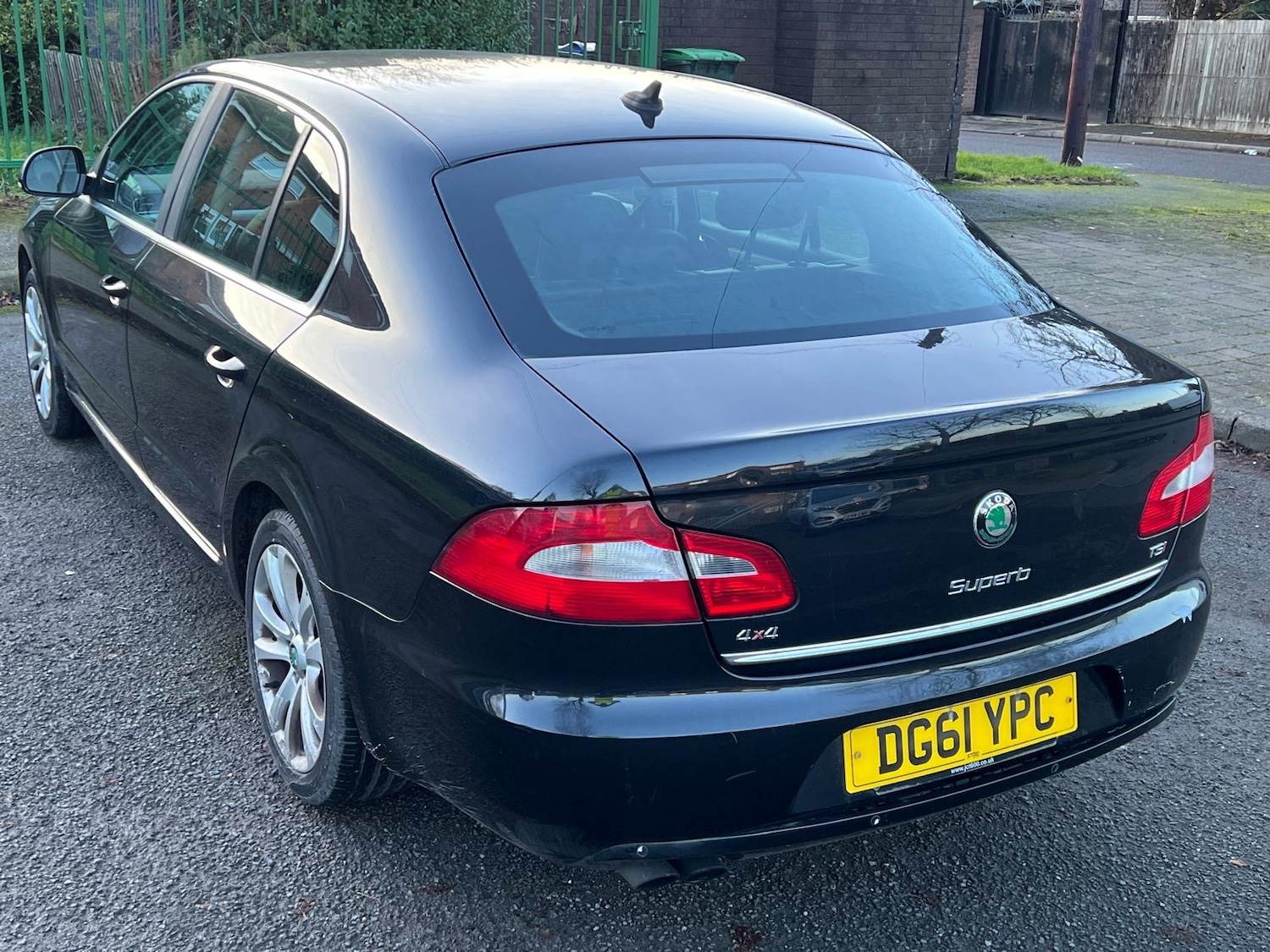 Used Skoda Superb 2011 for sale - 76799612: Photo 11