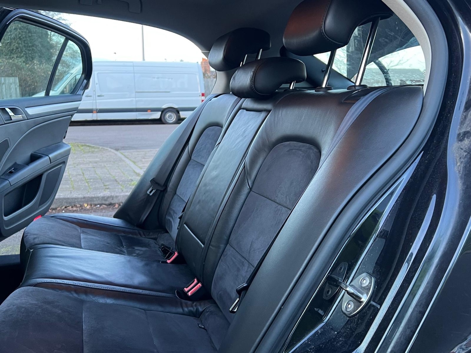 Used Skoda Superb 2011 for sale - 76799612: Photo 26