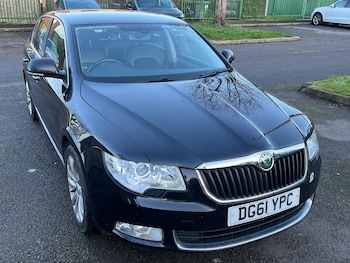 Used Skoda Superb 2011 for sale - 76799612: Photo