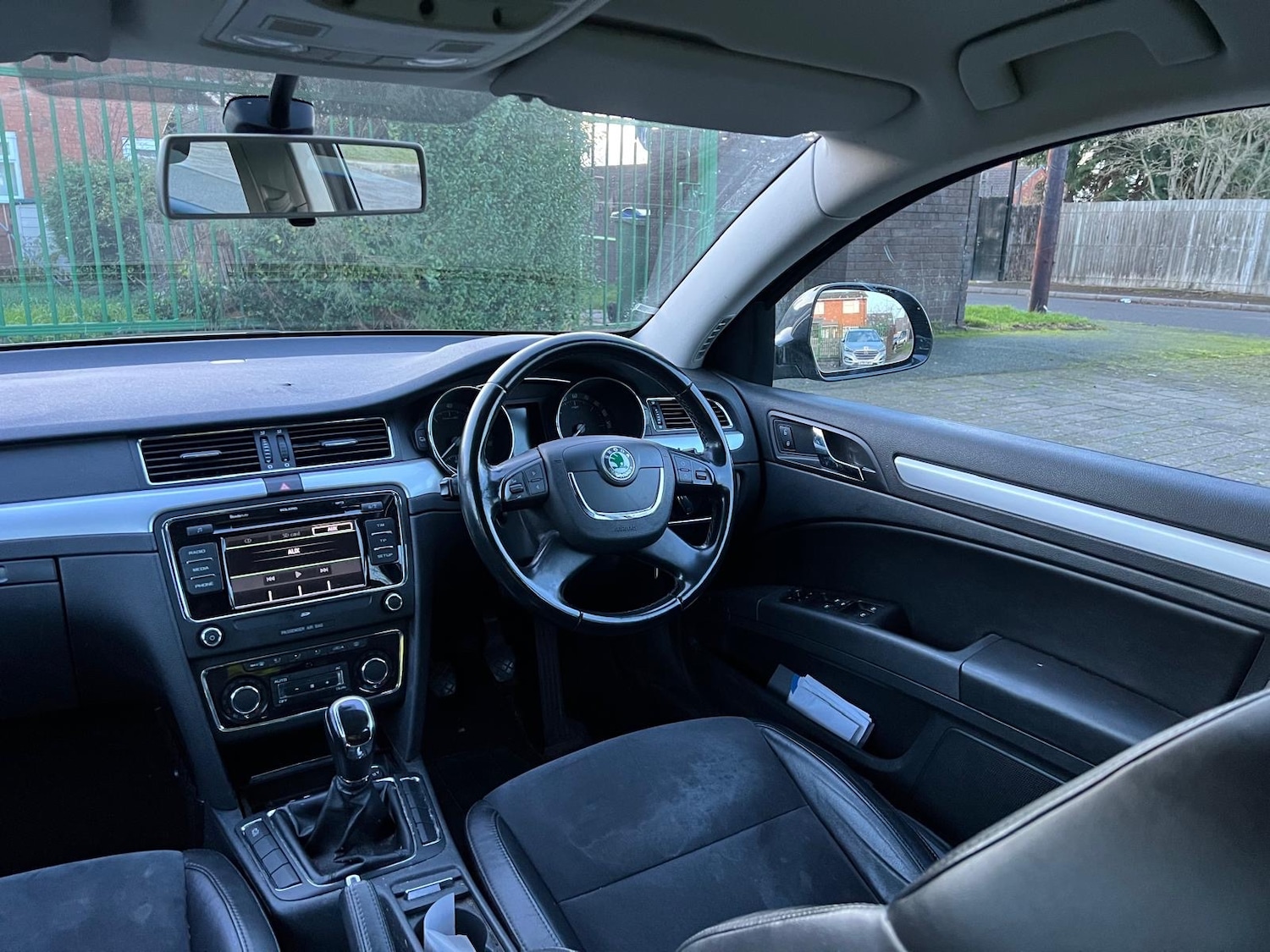 Used Skoda Superb 2011 for sale - 76799612: Photo 41